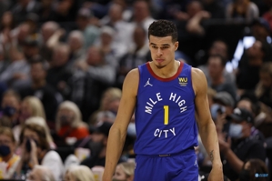 Chơi đầy đủ! Michael Porter Jr. thực hiện 6 trong số 13 cú sút và 9 trong số 9 quả ba điểm, 20 điểm, 7 rebound, 3 kiến ​​​​tạo, 2 cướp và 2 cản phá