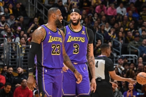 Lakers VS Pacers: Dinwiddie thay Russell trong đội hình xuất phát và đá cặp với James Hachimura Reeves