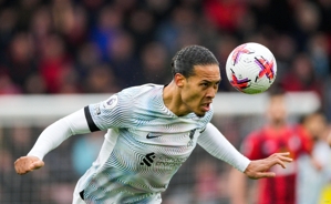 Vũ khí phòng không! Van Dijk đã có 25 lần liên tiếp thách thức chức vô địch Premier League. Lần gần nhất anh thất bại là vào tháng Giêng.