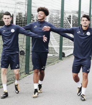 Foden + Sancho + Brahim-Dias là bộ ba đến từ lò đào tạo trẻ của Manchester City, với số phận khác nhau.