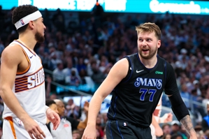 Sự cạnh tranh ở rìa khu vực playoff rất khốc liệt! Mavericks, Suns thắng, xếp hạng tăng, Kings tụt xuống thứ 8