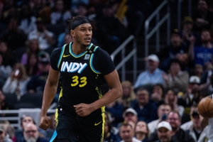 Myles Turner nói về việc để Warriors chỉ ghi được 44 điểm trong hiệp hai: Chúng tôi đã rất cố gắng ở khâu phòng ngự