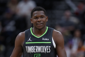 Timberwolves đã thống trị Lakers ba mùa giải liên tiếp, lần đầu tiên trong lịch sử đội bóng